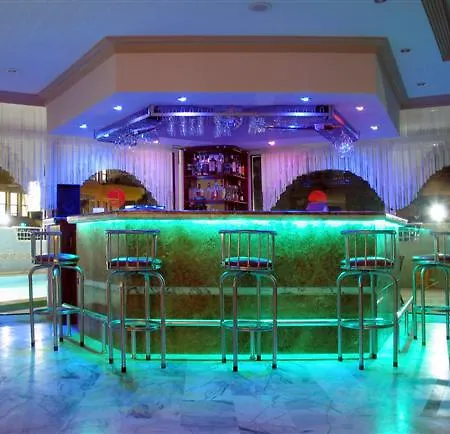 Hotel Neray 2*